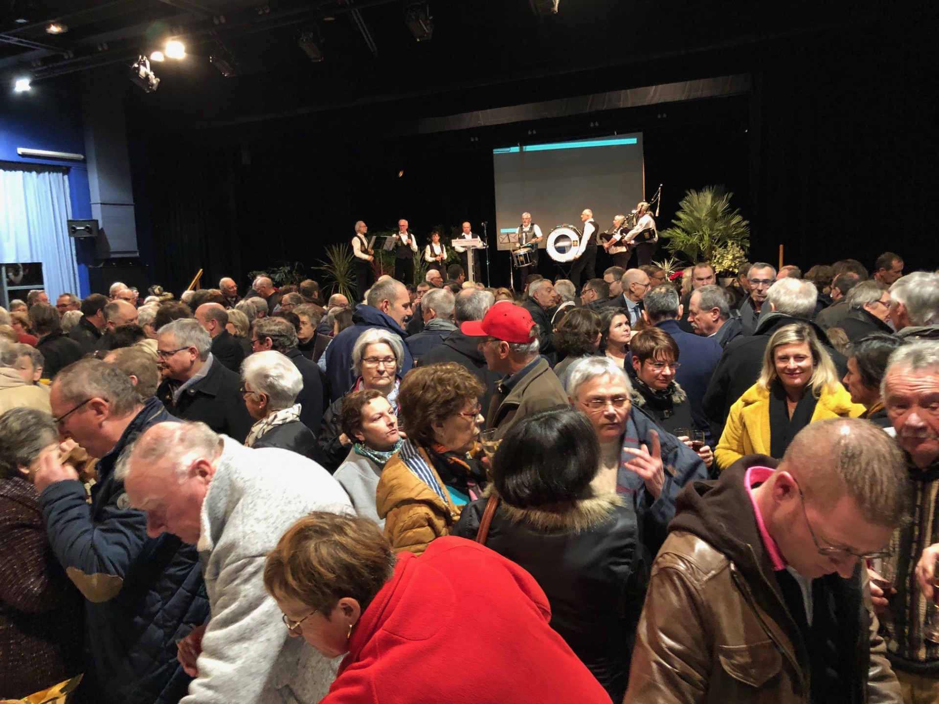 Le Discours du Maire à l'Occasion des Fêtes de Noël 2024 : Un Moment de Réflexion et d'Espérance